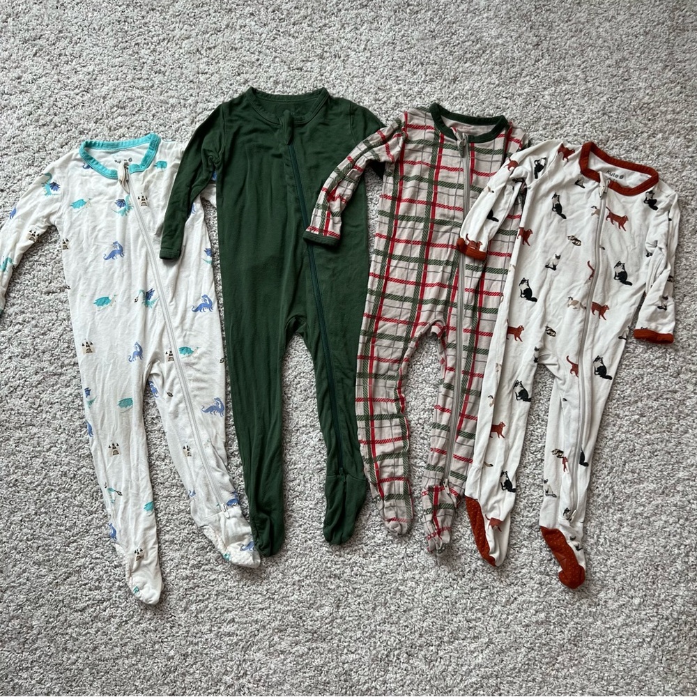Kyte Baby zipper footie pajamas bundle 6-12 month